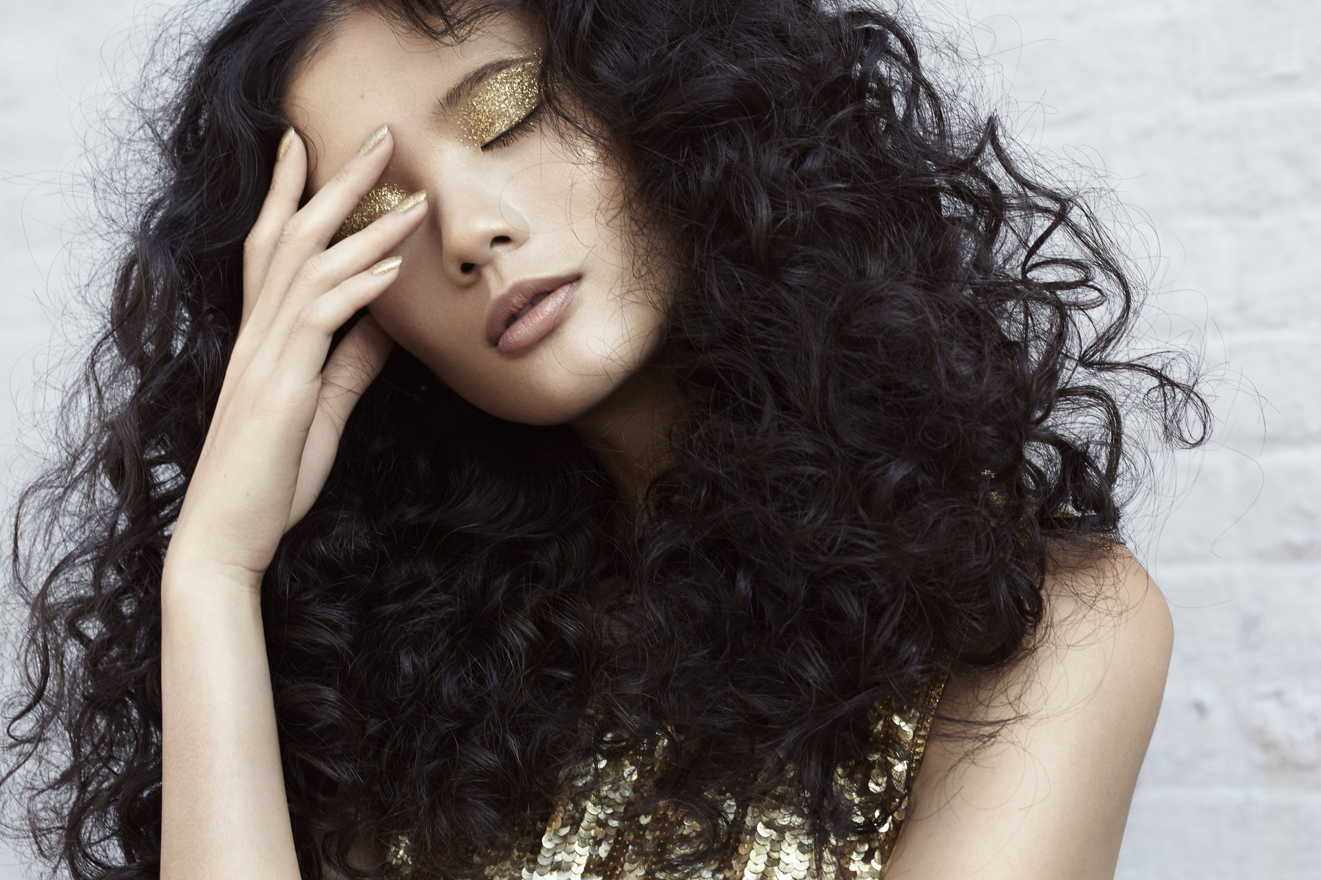 Photographer: Charles-Elie Lathion  Hair, Makeup & Manicure: Melanie Volkart Model: Hua